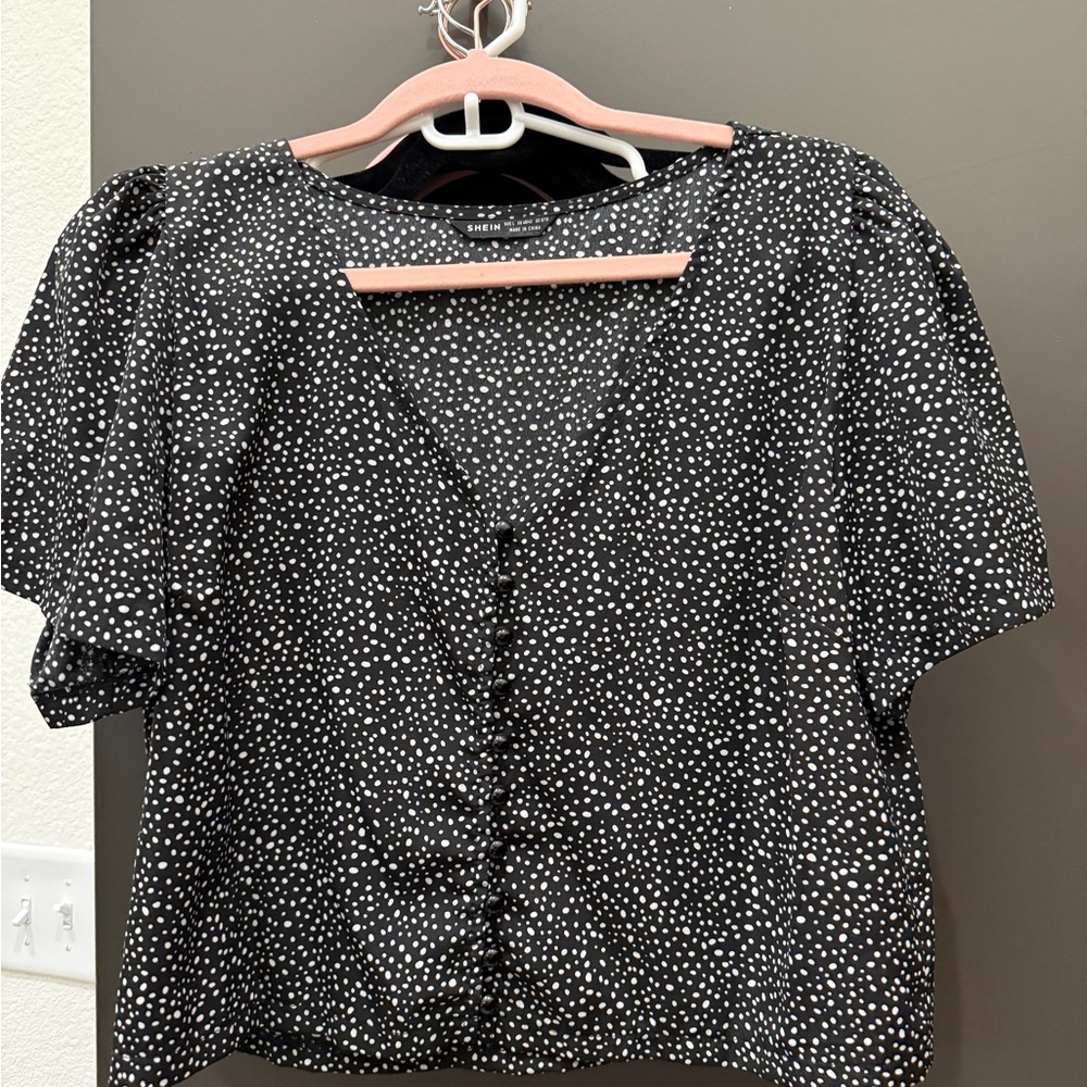 SHEIN Black and White Speckled Blouse